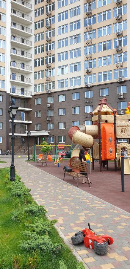Apartment Sky 24 Floor In Centre Odessa Luaran gambar