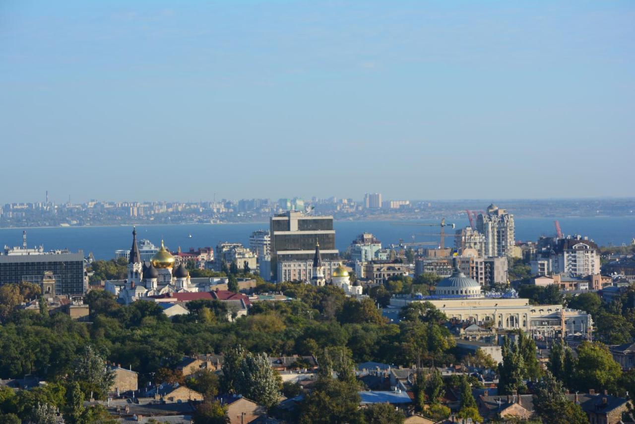 Apartment Sky 24 Floor In Centre Odessa Luaran gambar